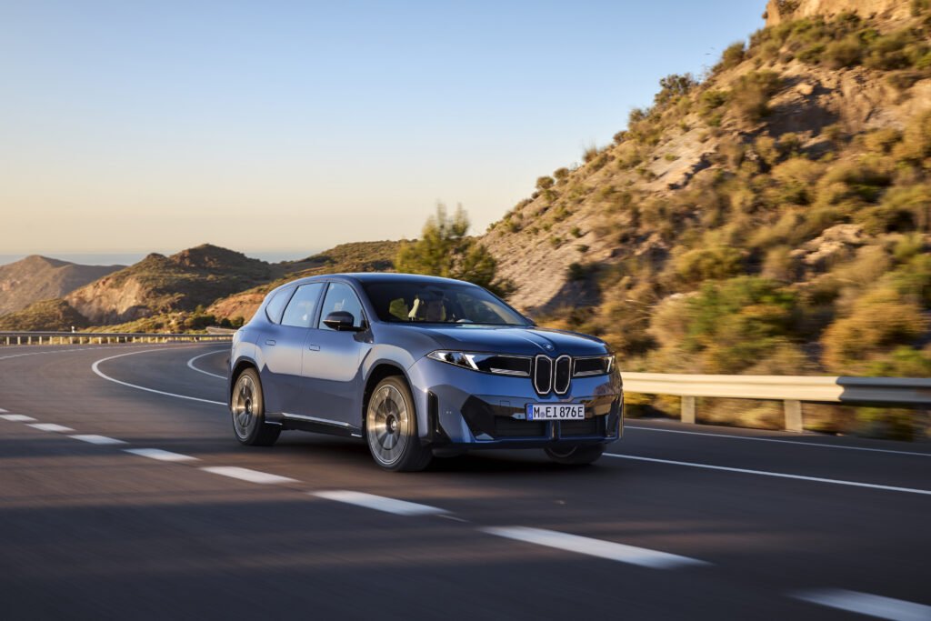 new BMW iX3 50 xDrive – Highlight Assets