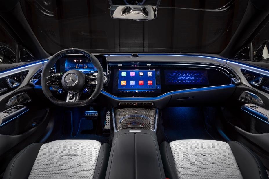 2026 Mercedes-AMG E53 Wagon interior